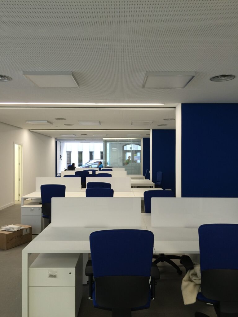 Oficina Aegon Mataro 01